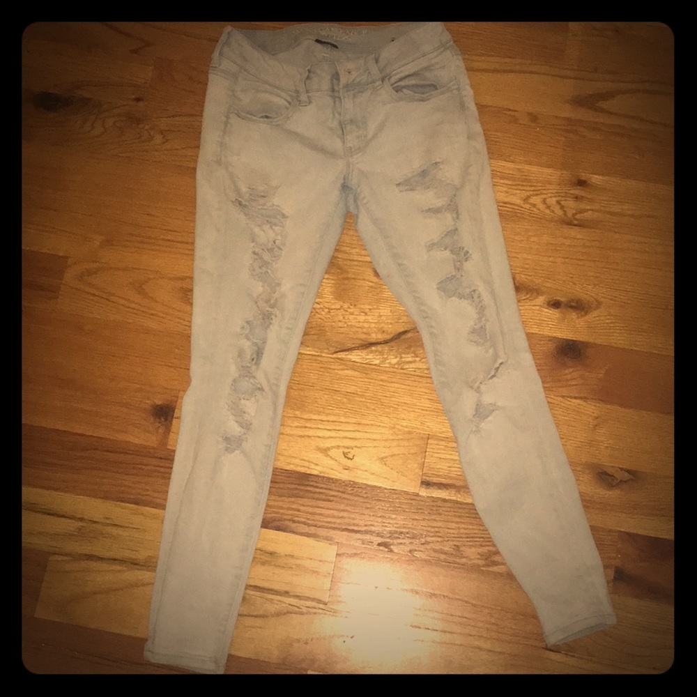 American eagle ripped skinny jeans